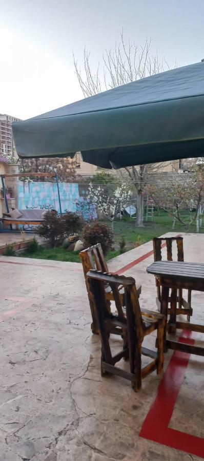 Bonjour House Hotel Yerevan Bagian luar foto